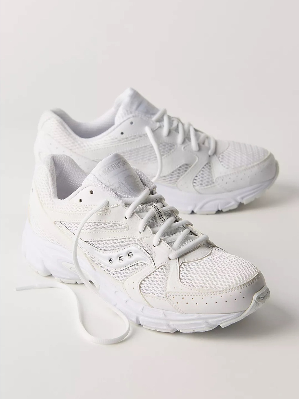 NWT Saucony Ride Millenium Sneakers Chunky Dad Shoes - White Size 8/6.5/39